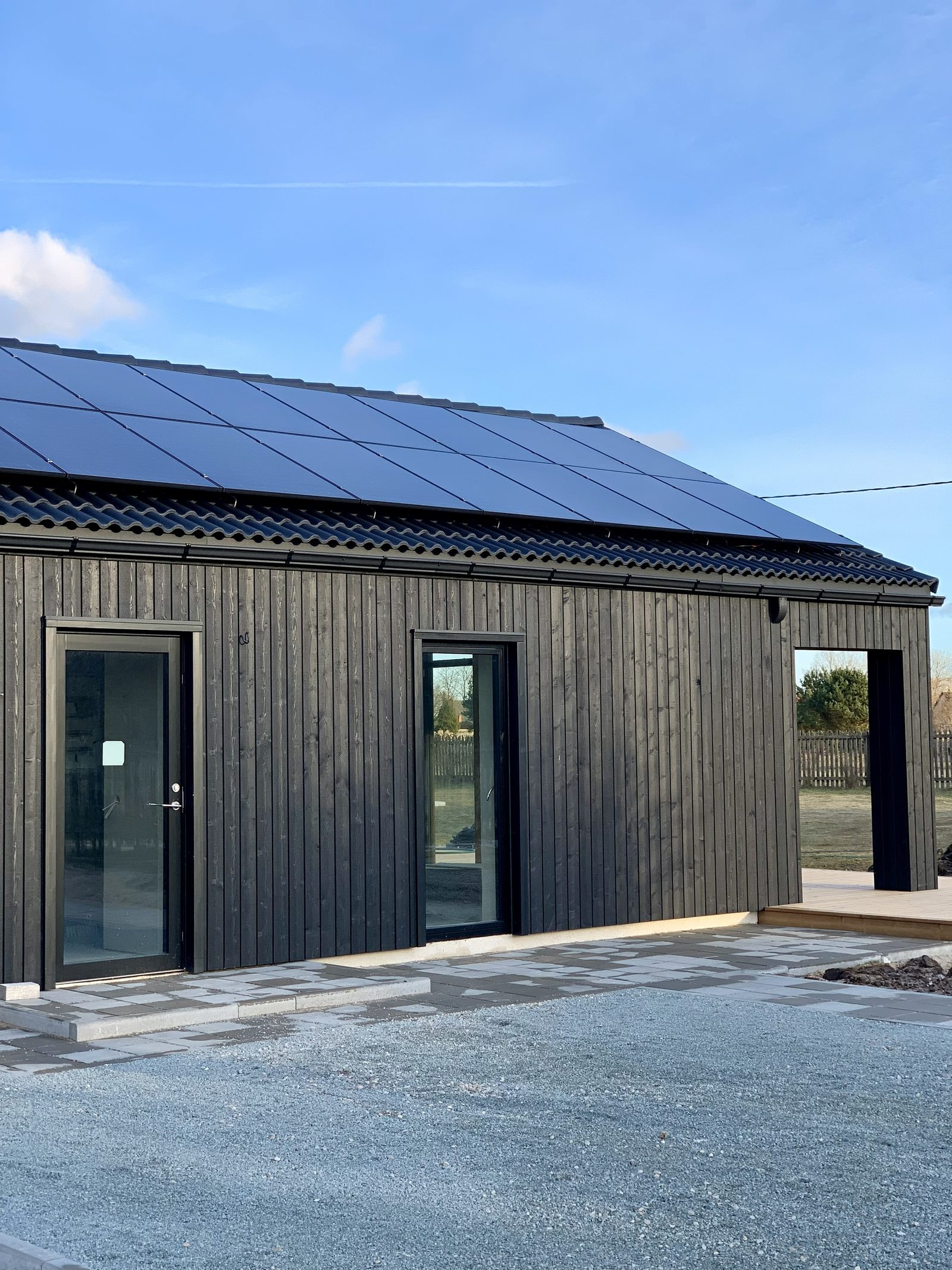 Als 70 with solar panels — Front