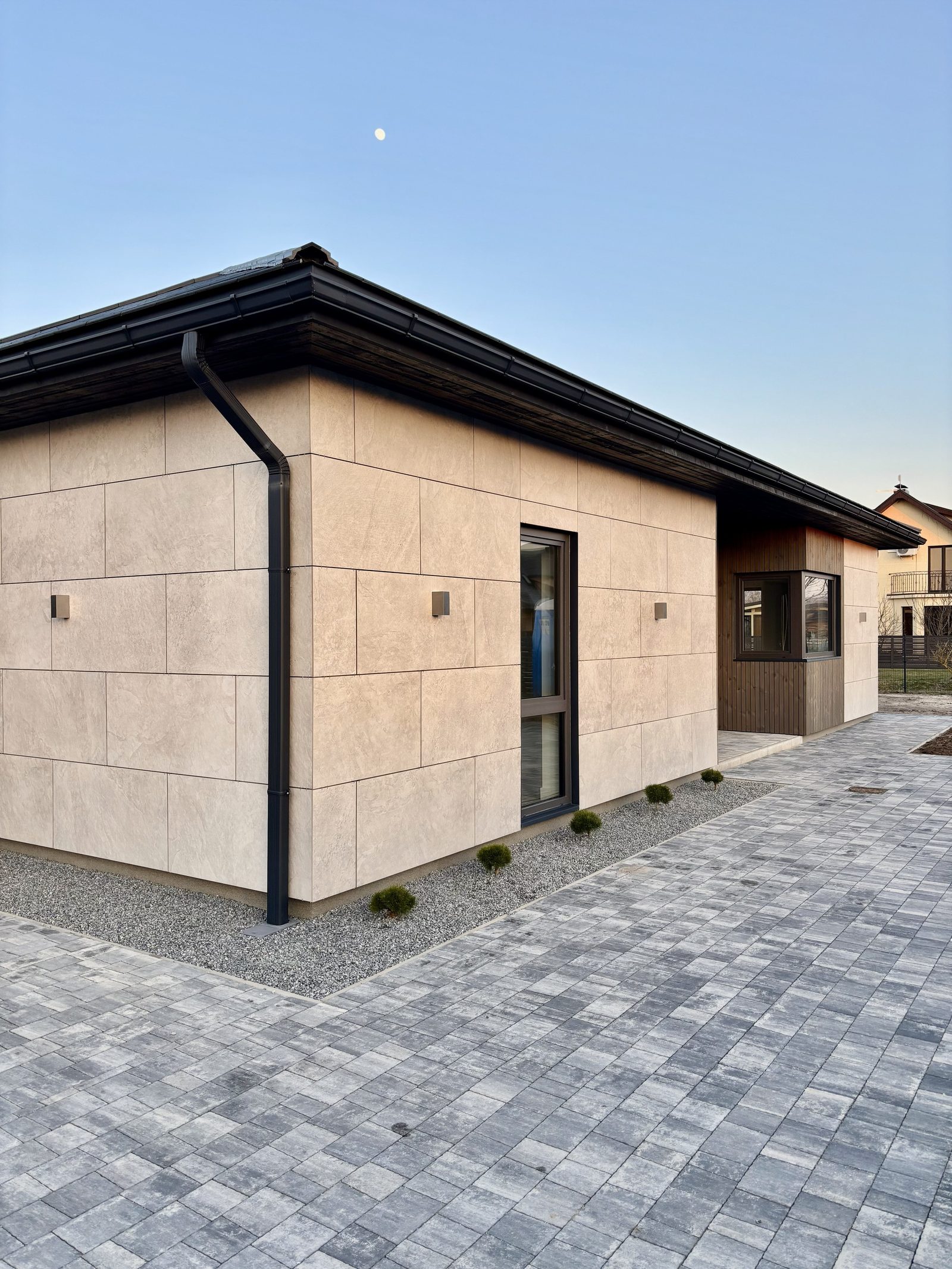 Corner view